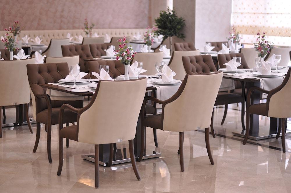 Margi Hotel Edirne Exterior foto Restaurant