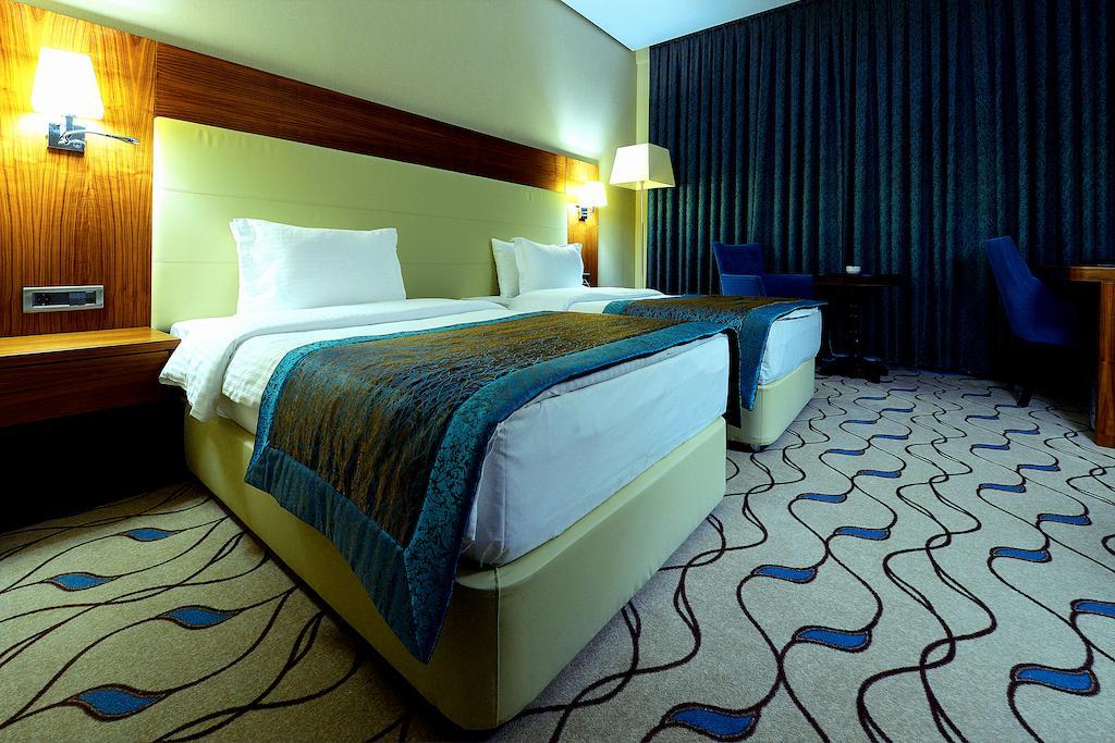 Margi Hotel Edirne Exterior foto A room at the hotel